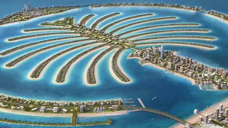 Dubai Marina vs Palm Jumeirah: Which Area Is Better for Your Holiday?
